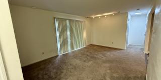 991 Manor Ln Gallery 4