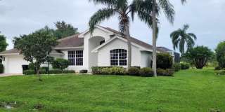 3237 SE Morningside Boulevard Gallery 1