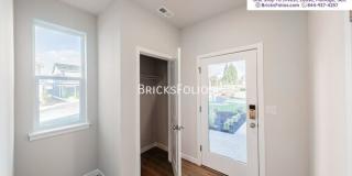 5227 86th Avenue Northeast Gallery 3