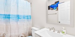 Room in 3 Bedroom Home at Kings Mountain St Gallery 4