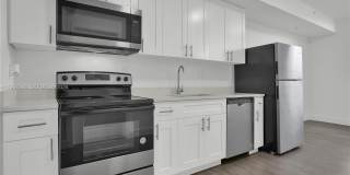 1620 NW 18th St Gallery 1