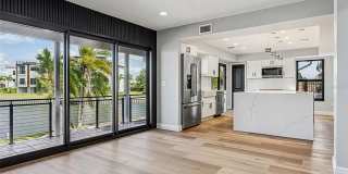 Luxury Furnished Waterfront Home – 4BR/4BA | Designed for Flexible Mid-Term Stays Gallery 16