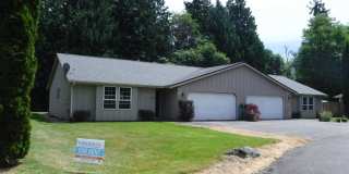 Just Reduced!! Two Bedroom, One Bath duplex in South Hill- One-Level Living on a Quiet Dead End Street Gallery 1