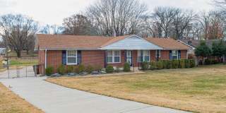 Stunning 4BE/2.5BA home  at corner lot single story home! Gallery 3
