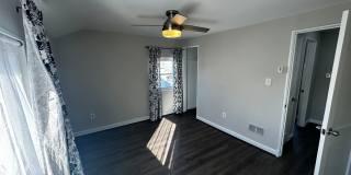 Discover Comfort and Convenience in this Charming 2BR, 1BA Duplex Gallery 19