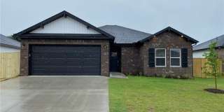 221 Williams Court Gallery 2