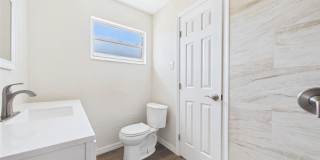 4418 W FAIRVIEW Heights Gallery 25