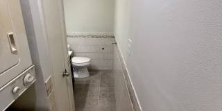 3 bd 1.5 ba Condo Gallery 12