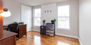 Spacious 4 Bedroom 3 Bath Home Gallery 17