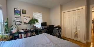 Awesome 4 bed 2 bath in Cambridge.... Gallery 17