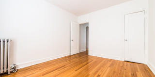 7955 S Calumet Ave Gallery 3