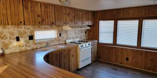 3 Bedroom Located In Bullhead City Gallery 4