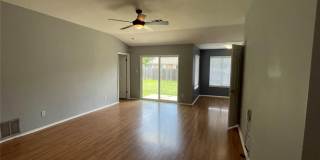Great well-kept home in South Creek! Great well-kept home in South Creek! Gallery 7