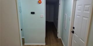911 W 28th Street Gallery 10