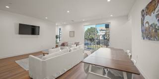 13694 Erwin St Gallery 6