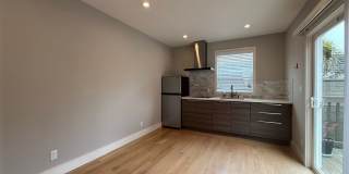 Spacious 1BD/1BA with In‑Unit Laundry – Prime Commuter Location Gallery 2