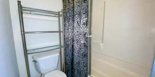 Spacious Two Bedroom featuring Ensuite Bathrooms! TWO ASSIGNED PARKING SPACES! Air Conditioning Included! Gallery 16