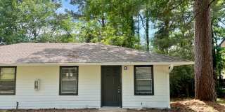 1 Bedroom/1 Bath Duplex Unit Available for Rent in Brandon 042! Gallery 1