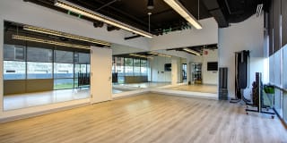 640 North Wells Gallery 39