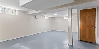 1653 London Avenue Gallery 23