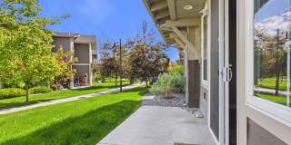 Modern 4-bedroom 3-bathroom Home Gallery 1