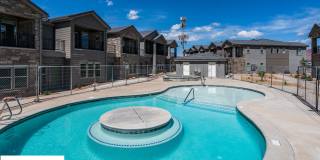 Stunning Spacious 3 Bedroom Unit Gallery 1