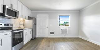 Edgewater Gallery 19