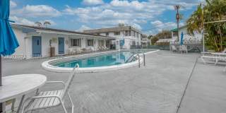 2440 W Lake Osborne Dr Gallery 1