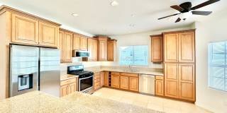 Great Single Story Home Minutes from Everything in Quiet cul-de-sac Street & Neighborhood Location of Vista! Gallery 12