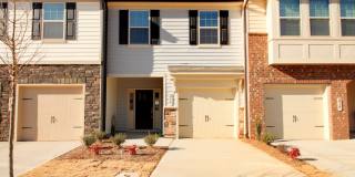 Beautiful and Bright 3 bedroom 2.5 bath Townhouse in Brightleaf with a Garage!! Gallery 21
