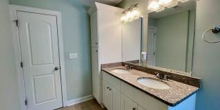 Stunning 4 Bedroom, 2.5 Bath Home Just 3 Blocks to Chesapeake Bay Gallery 22