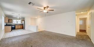 READY TO TOUR NOW! FRESHLY PAINTED INTERIOR! Great Home in Desirable Sheely Farms Neighborhood! READY TO TOUR NOW! FRESHLY PAINTED INTERIOR! Great Home in Desirable Sheely Farms Neighborhood! Gallery 8