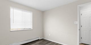 Royal Chateau Apartments Gallery 14