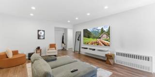 250 N Broadway Gallery 6