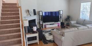 Room in 5 Bedroom Home at Green Birch Dr Gallery 16