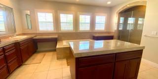 Pleasanton Ponderosa 5 bed+loft / 4 bath, 4 car garage, Small Dogs OK Gallery 29