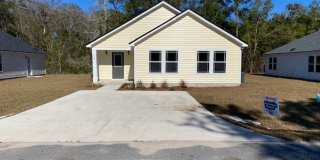 4 Bedroom Home in Wakulla Gallery 1