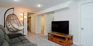 Updated Home in Mounds View 3BD 2Bath W/HUGE Backyard!! Gallery 11