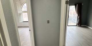 Upscale Mountain Side  2 Bed 2 Bath Townhome in El Paso perfectly located Gallery 9