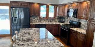 424 Union St Gallery 3