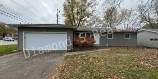 Close to Mercy Hospital! Three bedroom home! Close to Mercy Hospital! Three bedroom home! Gallery 1