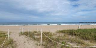 Luxury Apartment Right On The Beach In Lauderdale By The Sea!!! Seasonal rental Gallery 23