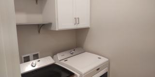 1 Bedroom + Den 1.5 bath 2 Car Garage VIEWS & VIEWS! Gallery 6