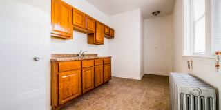 7701 S Ashland Gallery 20