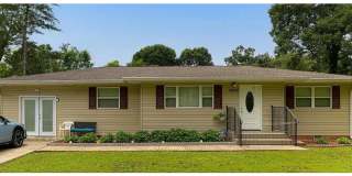 Coming Soon! 3 bed, 1 bath House for Lease Gallery 1