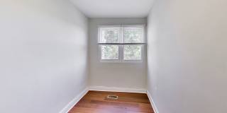 Beautiful- 3Bed/2Bath Townhome! Gallery 14