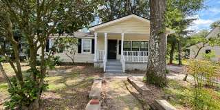 Available now! Freshly updated 3 bed 2 bath Downtown Summerville! Gallery 1