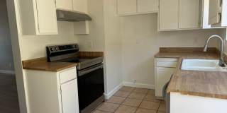 MOVE IN SPECIAL FIRST MONTH $1 2BD/1.5BA Two-Story Condo – Bullhead City | $1,150/Month Gallery 5