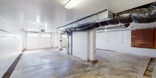 713 N Broadway St Gallery 18