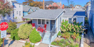 77 Abbott Avenue unit: Front Gallery 1